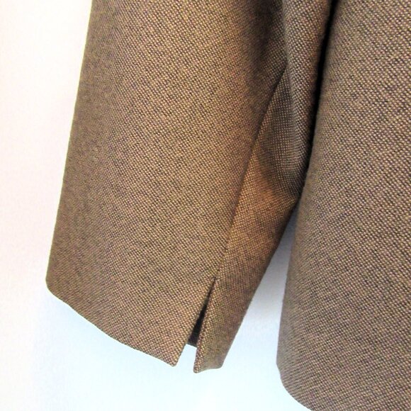 Pure Wool Casual Elegant Jacket, Jones New York, Made in Canada - Picture 4 of 6